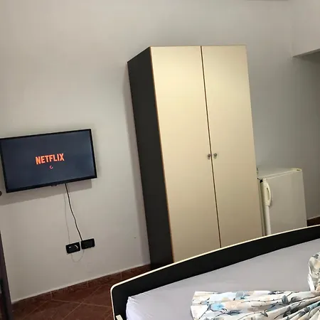 Edi Vlorë